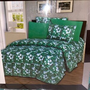 Quality at Rugs & More COLLECTION 1800 Series 6 PIECE SHEET SET QUEEN